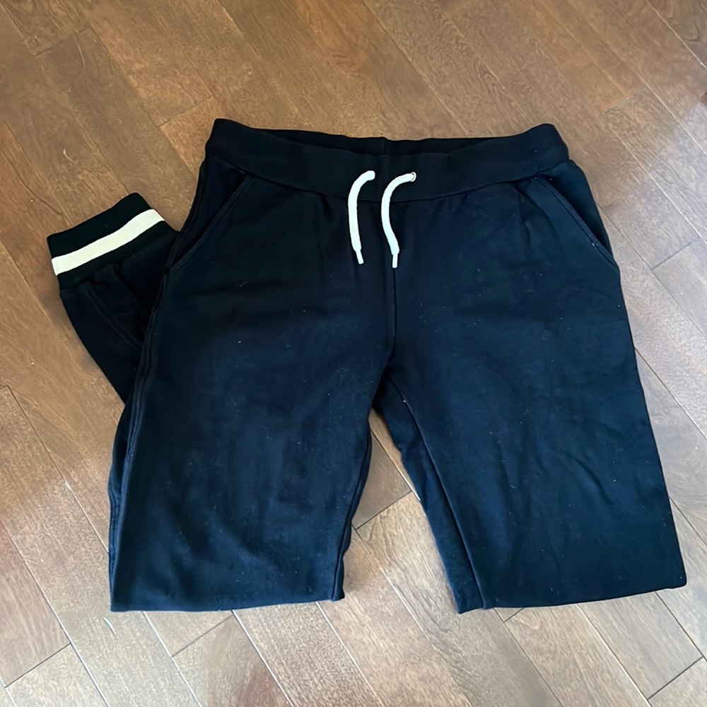 Black Monrow sweatpants